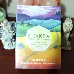 Chakra Wisdom Tarot cards Oracle Deck nwt Tori Hartman